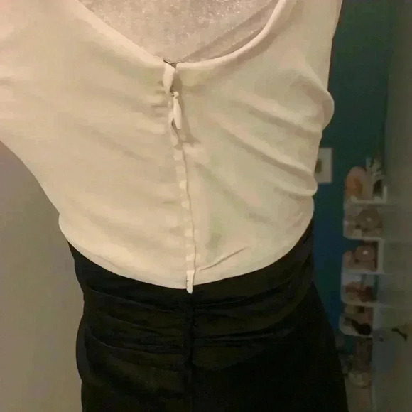 Express one shoulder ruched dress size 2 - Picture 4 of 7